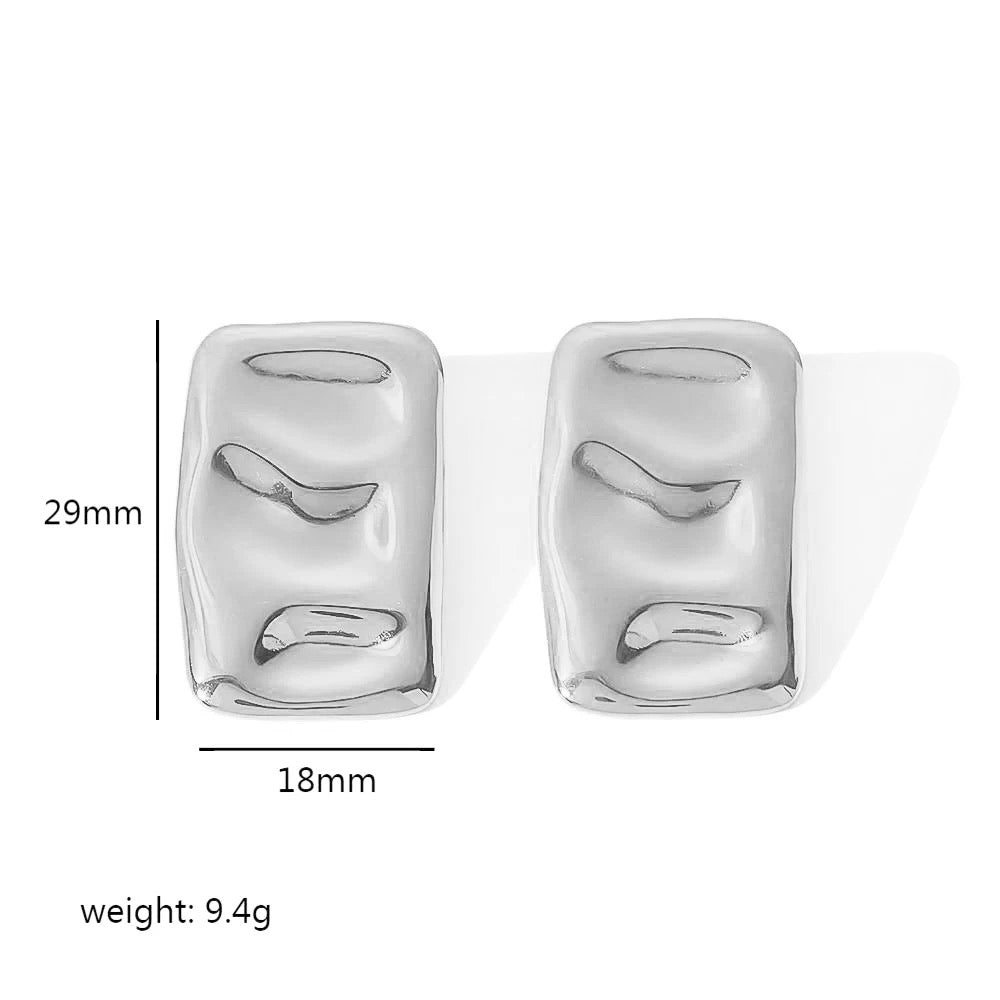 Jane “Silver” Wavy Square Earrings