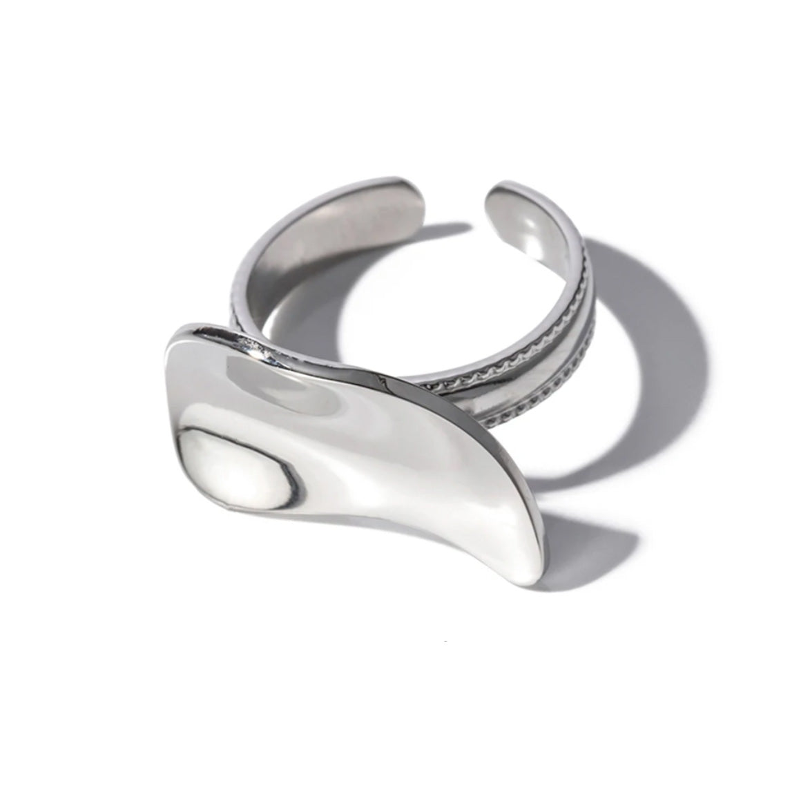 Ella “Silver” Wave Ring